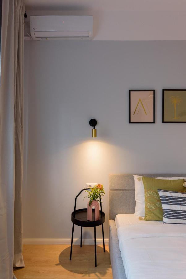 Sunny Studio - Top Location - Green View Balcony Букурещ Екстериор снимка